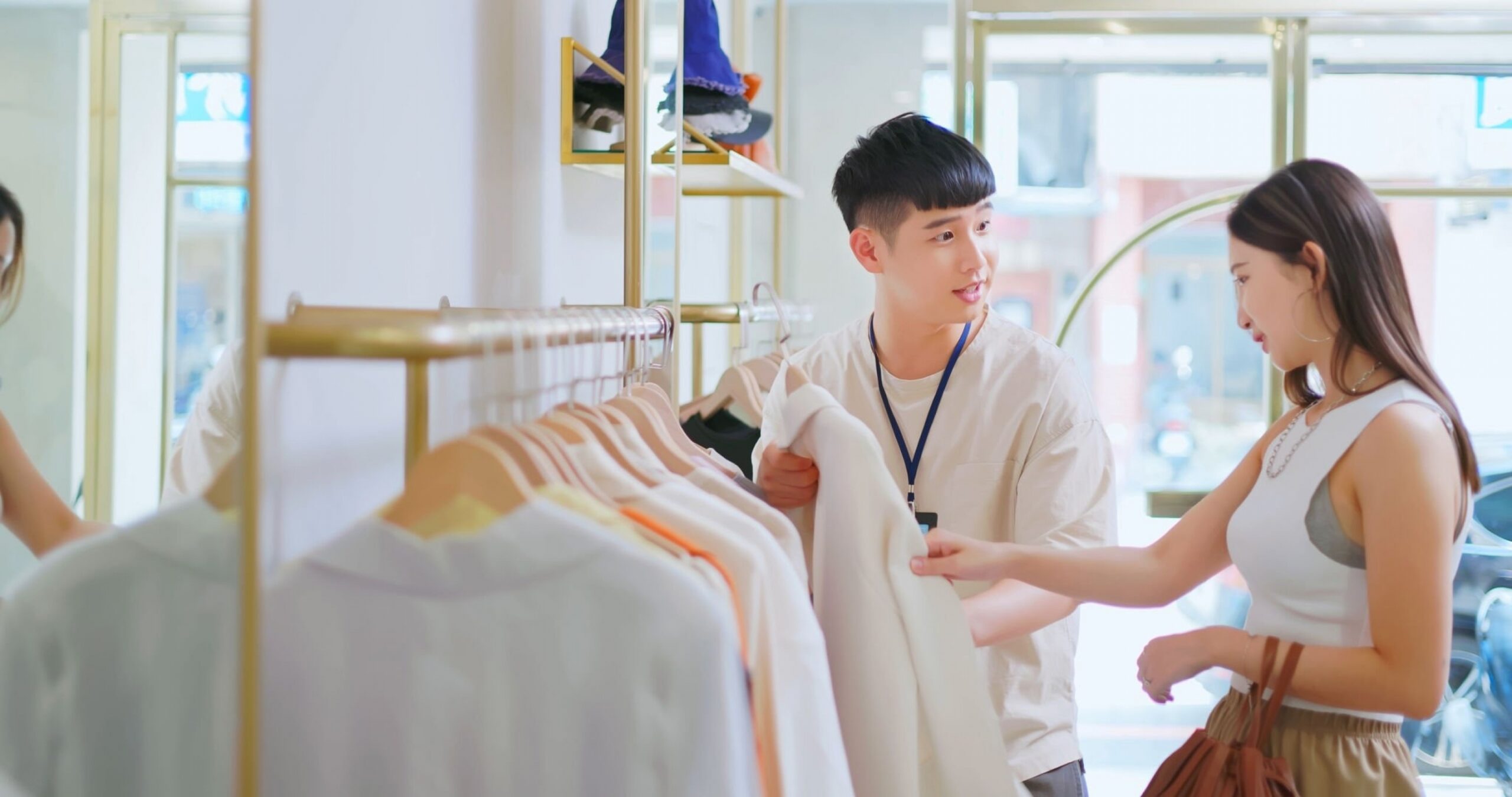 Clothing Consultant: Understanding How to Dress for Your Body Shape